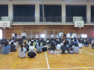 写真：立会演説会