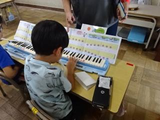 写真:音楽の様子2