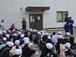 写真:消防署見学の様子2