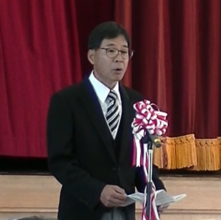 写真：学校長式辞の様子