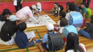 写真：地区児童会の様子