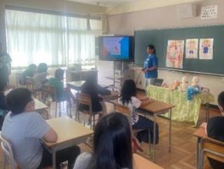 写真：「命」をテーマに　出前授業の様子