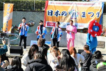 写真：Learnmore株式会社と八尾市万博担当者