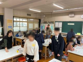 写真：中学校授業クラブ体験4
