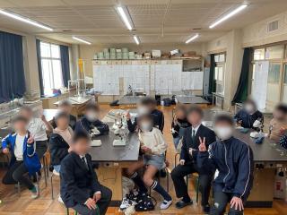 写真：中学校授業クラブ体験5