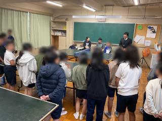 写真：中学校授業クラブ体験9