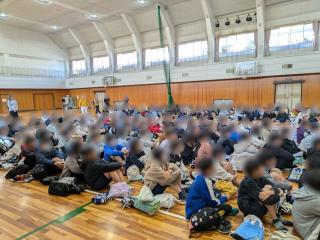 写真：中学校授業クラブ体験1