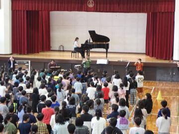 写真：音楽鑑賞2