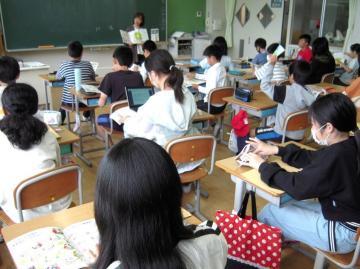写真：家庭科の授業1