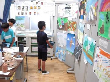 写真：校内夏休み作品展2