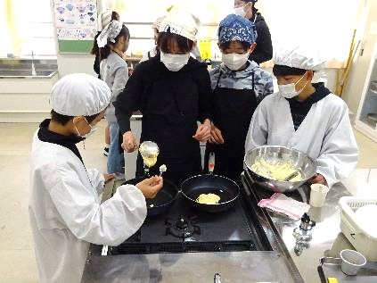 お楽しみ調理実習09