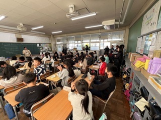 写真：授業見学