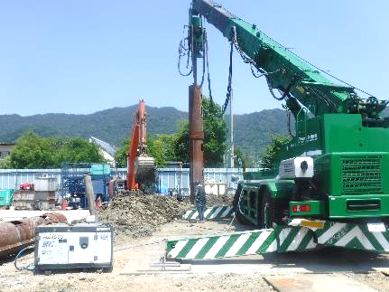 杭解体工事の様子01