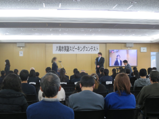 写真：八尾市スピーキングコンテスト1