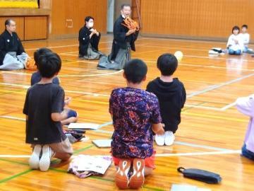 写真：6年生・能楽体験授業3