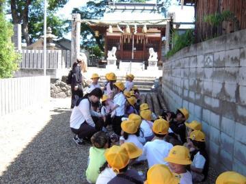 写真：1年生・校区探検2