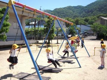 写真：1年生・校区探検3