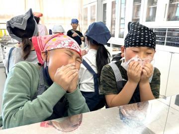 写真：5年生・調理実習5