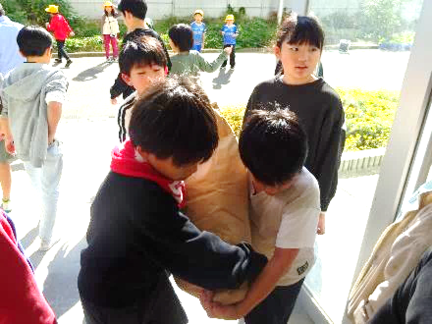 5年生・お米のお届け02