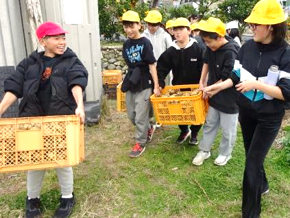 6年生・ジャガイモ収穫体験46