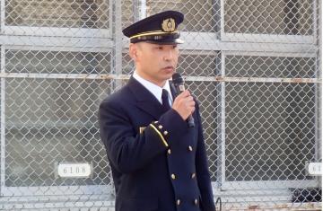 写真：署長による訓示の様子