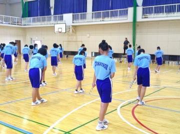 写真：女子の演技練習1