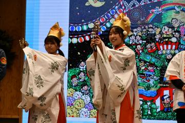 写真：福娘