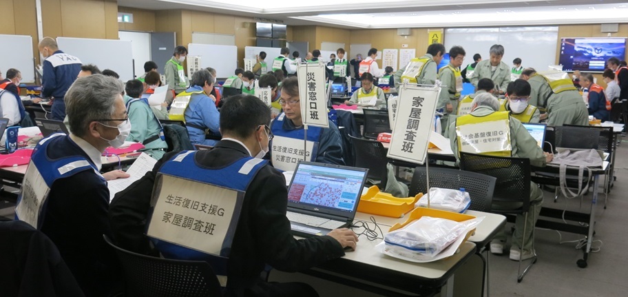 災害対策本部の様子