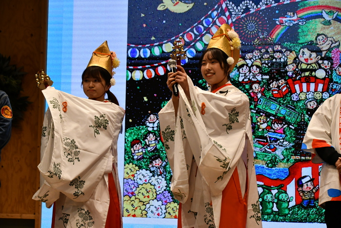 写真：八尾戎　福娘