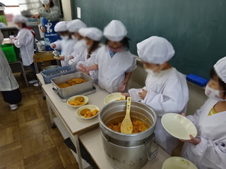 1年給食2