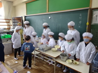 1年給食4
