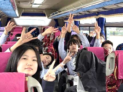 学校出発36