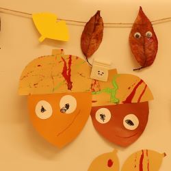 どんぐりの飾り