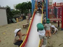 滑り台