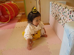 こどもが鬼に変装しています