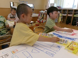 絵を描く写真