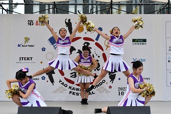 八尾河内音頭まつりステージの様子一枚目