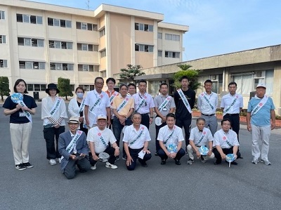 写真：大松市長　第75回「社会を明るくする運動」啓発活動での様子　7月1日