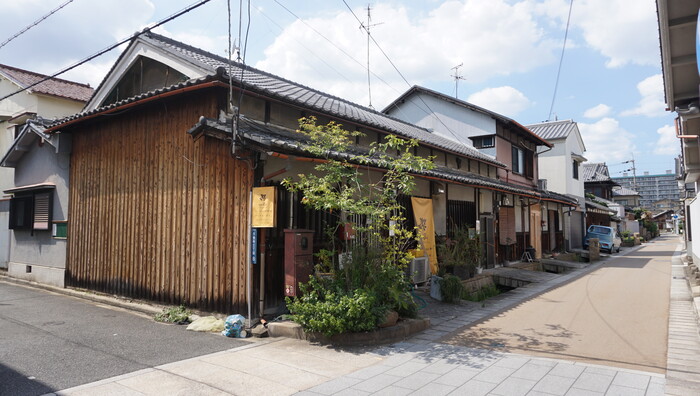 写真:大水路長屋