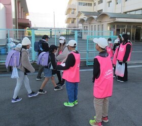 あいさつの様子