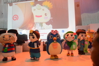 ステージ上のひゅーペン