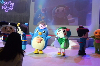 ステージ上でのひゅーペン