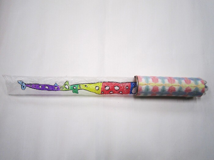 個人作品　07　とびだすカラフルざめ