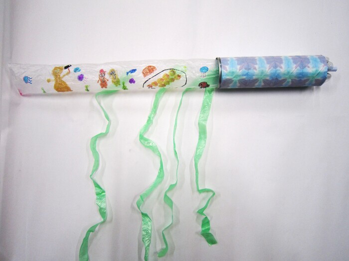 個人作品　20　とび出す海