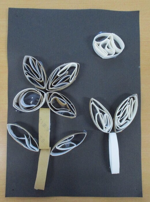 個人作品　09　つぼみとさいた花