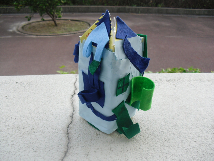 個人作品　01　ロケットふでばこ号