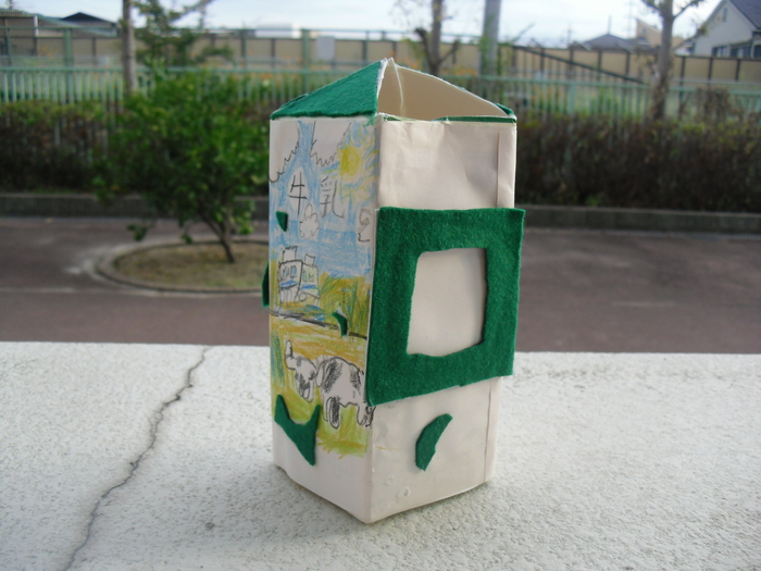 個人作品　29　牛乳「信」ペン立て