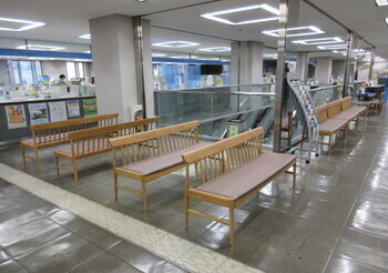 2階待合ロビー（更新後）