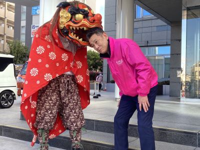 写真：大松市長　表敬訪問【八尾天満宮　鬼追い式の皆さん】での様子　2月3日