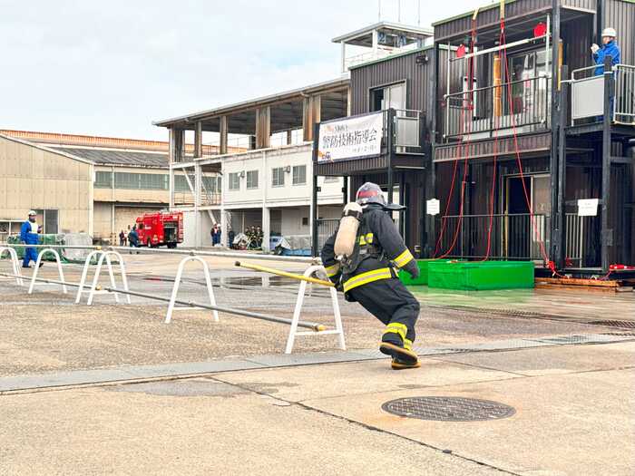 訓練災害現場へ疾走！